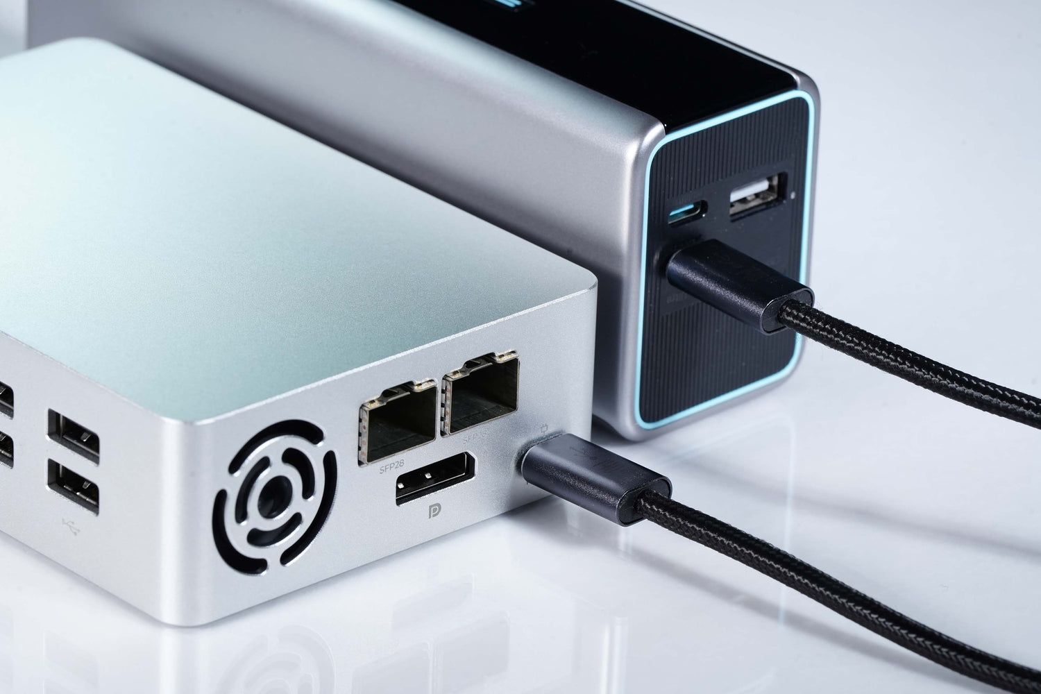 Card reader